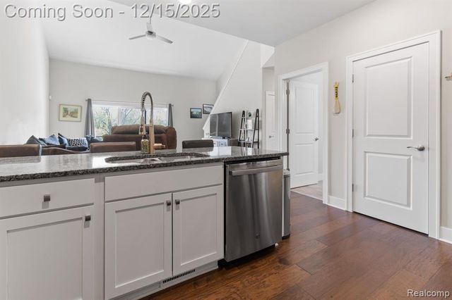 13819 Christina Lane, Van Buren, MI 48111