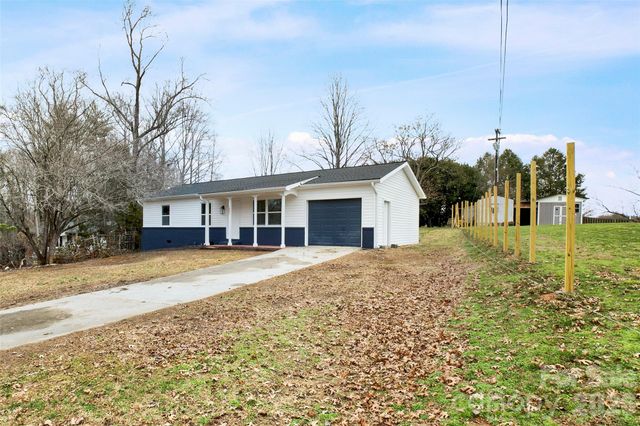 1801 Highland Avenue, Morganton, NC 28655