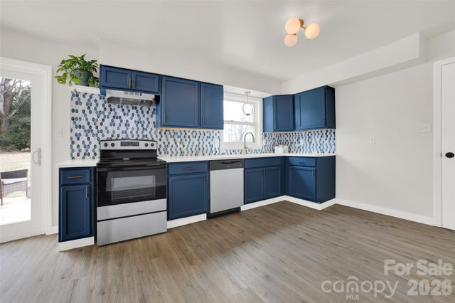 1801 Highland Avenue, Morganton, NC 28655