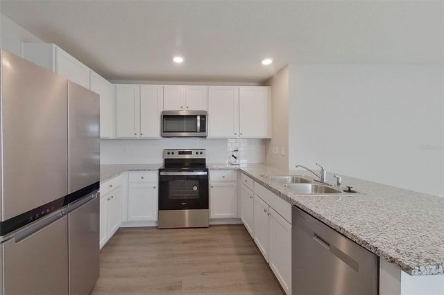 8611 SW 44TH COURT, Ocala, FL 34476