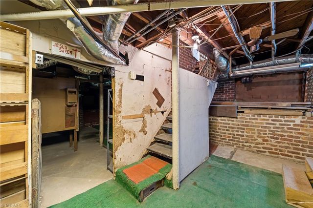 805 Bellview Street, Winston-salem, NC 27103