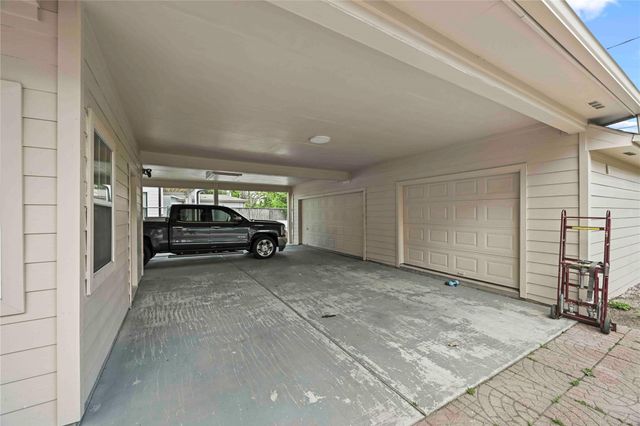 6518 Clawson Street, Houston, TX 77055