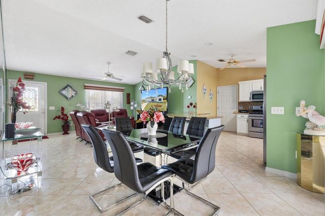 1611 ALHAMBRA WAY, The Villages, FL 32162