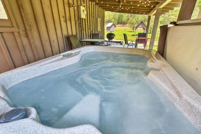 353 Sunrise Road, Blue Ridge, GA 30513