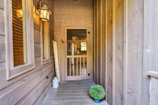 353 Sunrise Road, Blue Ridge, GA 30513