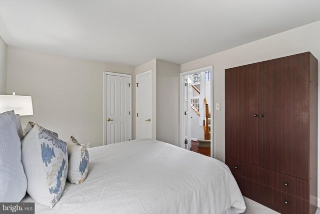 1146 N VERNON ST, Arlington, VA 22201