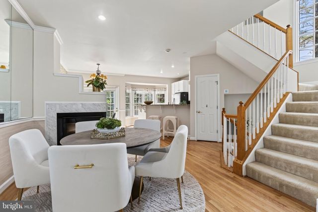 1146 N VERNON ST, Arlington, VA 22201