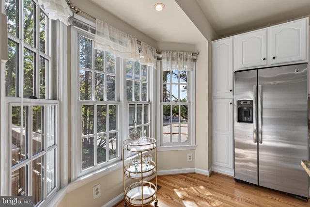1146 N VERNON ST, Arlington, VA 22201