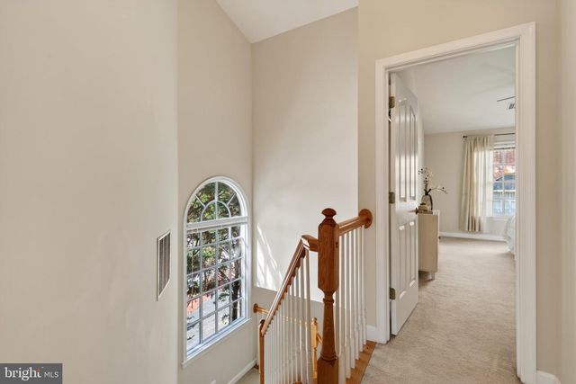 1146 N VERNON ST, Arlington, VA 22201