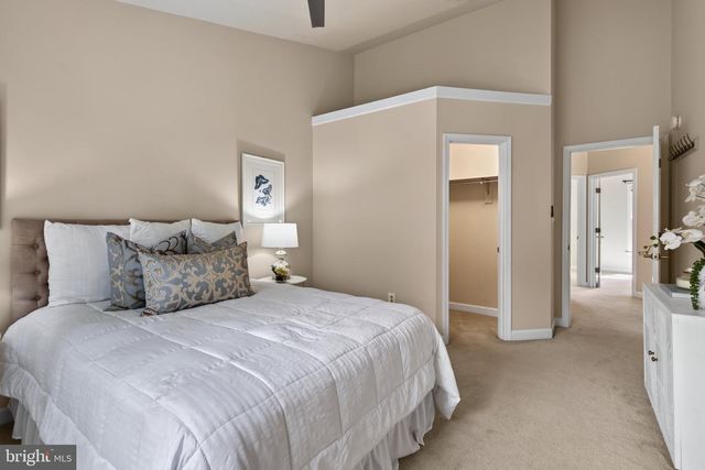 1146 N VERNON ST, Arlington, VA 22201
