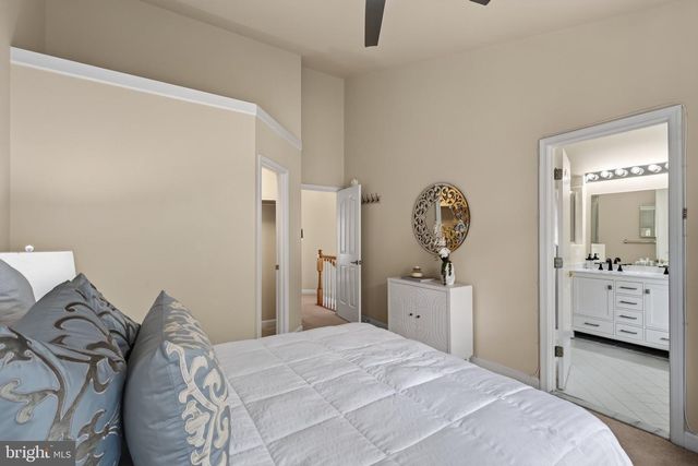 1146 N VERNON ST, Arlington, VA 22201