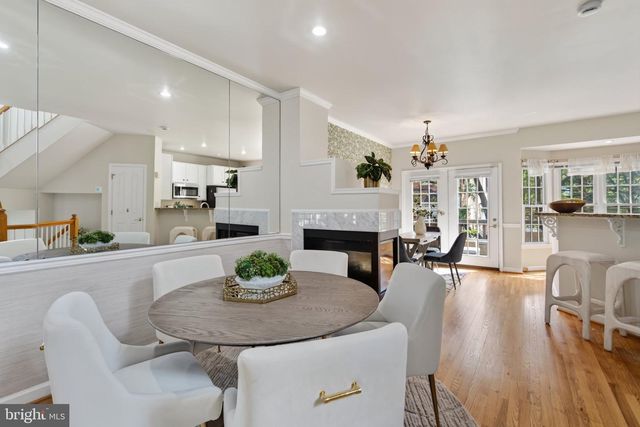 1146 N VERNON ST, Arlington, VA 22201