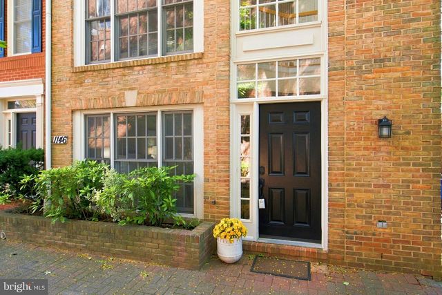 1146 N VERNON ST, Arlington, VA 22201