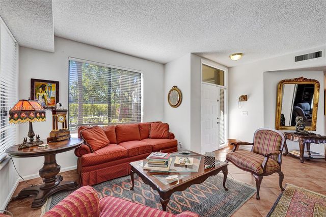 1025 NW 105th Way B-141, Plantation, FL 33322