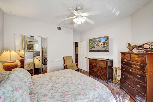 1025 NW 105th Way B-141, Plantation, FL 33322