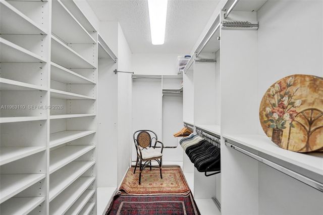 1025 NW 105th Way B-141, Plantation, FL 33322