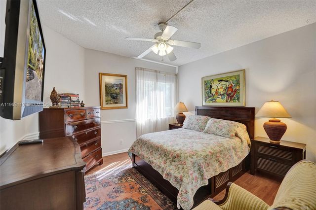 1025 NW 105th Way B-141, Plantation, FL 33322