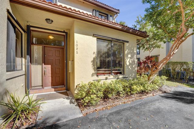 1025 NW 105th Way B-141, Plantation, FL 33322