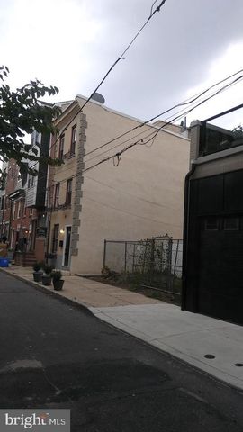 738 S CHADWICK ST, Philadelphia, PA 19146