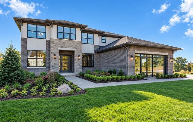 13268 Cousins Court, Washington, MI 48094
