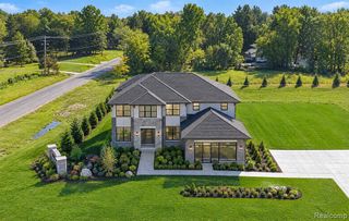 13268 Cousins Court, Washington, MI 48094