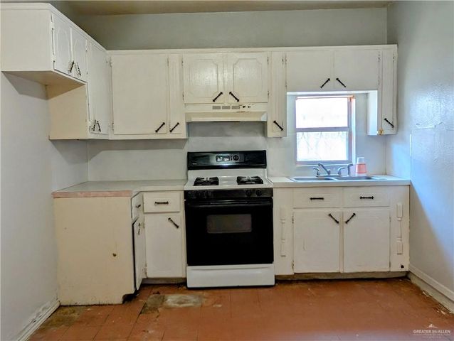 605 8th Street, Hidalgo, TX 78557