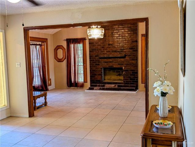 605 8th Street, Hidalgo, TX 78557