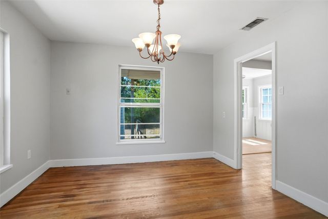 4005 Medford Road, Fort Worth, TX 76103