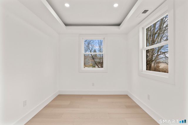 294 Thimble Island Road, Branford, CT 06405