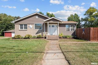 2720 Kennedy Dr Drive, East Moline, IL 61244