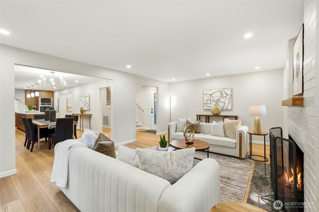 9112 120th Avenue SE, Newcastle, WA 98056