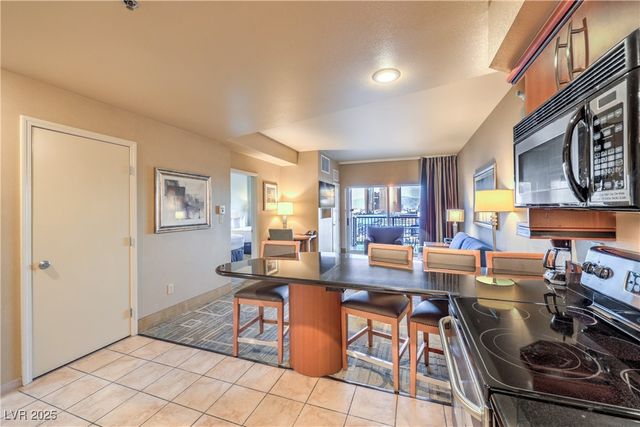 211 East Flamingo Road 1505, Las Vegas, NV 89169