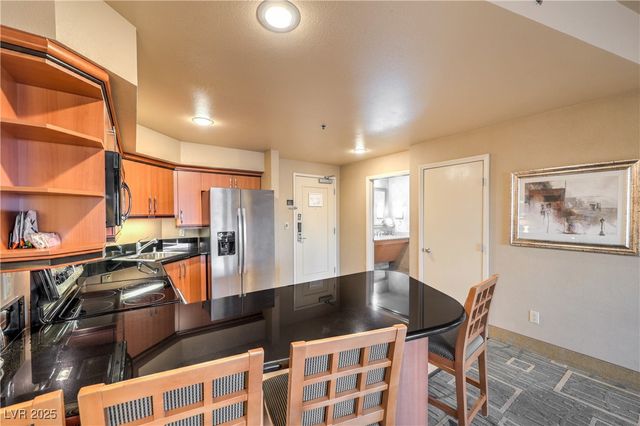 211 East Flamingo Road 1505, Las Vegas, NV 89169