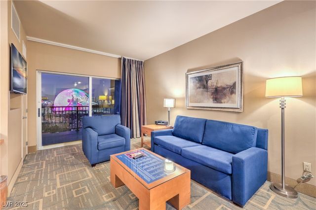 211 East Flamingo Road 1505, Las Vegas, NV 89169