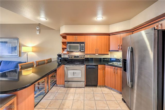 211 East Flamingo Road 1505, Las Vegas, NV 89169