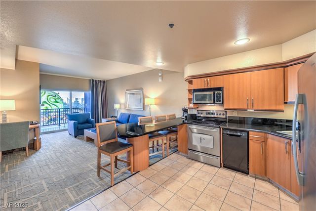 211 East Flamingo Road 1505, Las Vegas, NV 89169