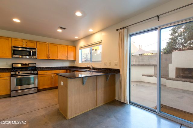 2239 E 1st St Unit 1, Tucson, AZ 85719