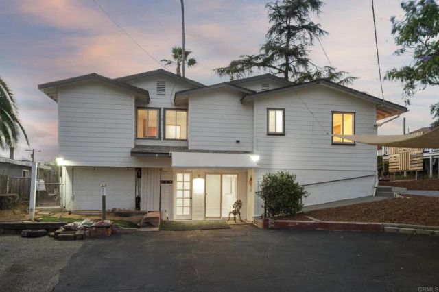 1330 Tower Drive, Vista, CA 92083