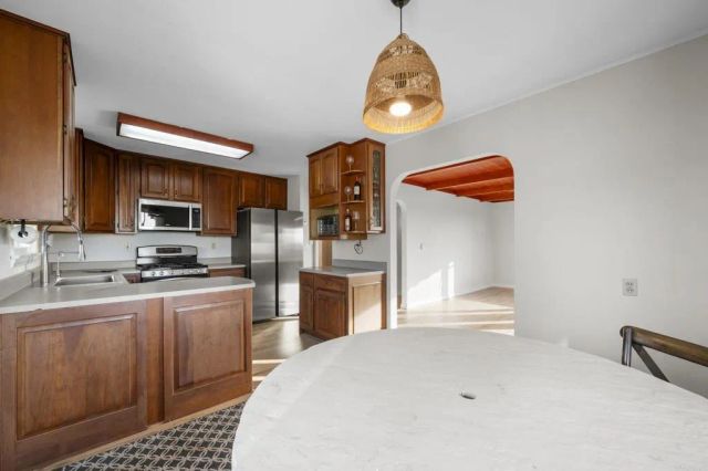 1330 Tower Drive, Vista, CA 92083