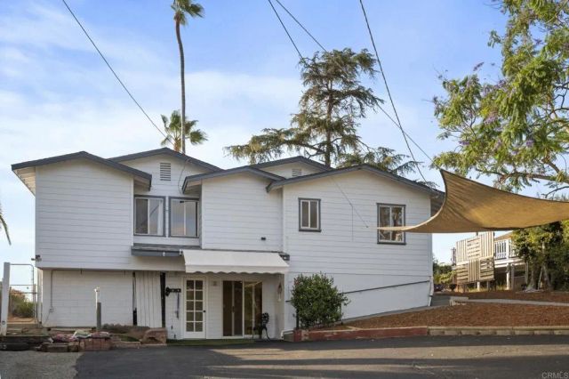 1330 Tower Drive, Vista, CA 92083