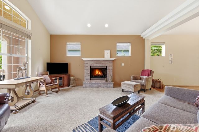 2653 NE Kevos Pond, Poulsbo, WA 98370