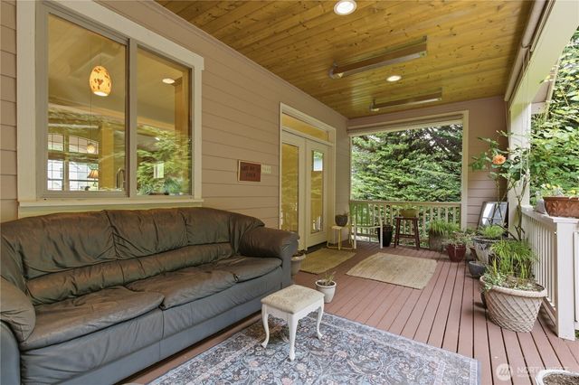 2653 NE Kevos Pond, Poulsbo, WA 98370