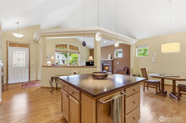 2653 NE Kevos Pond, Poulsbo, WA 98370