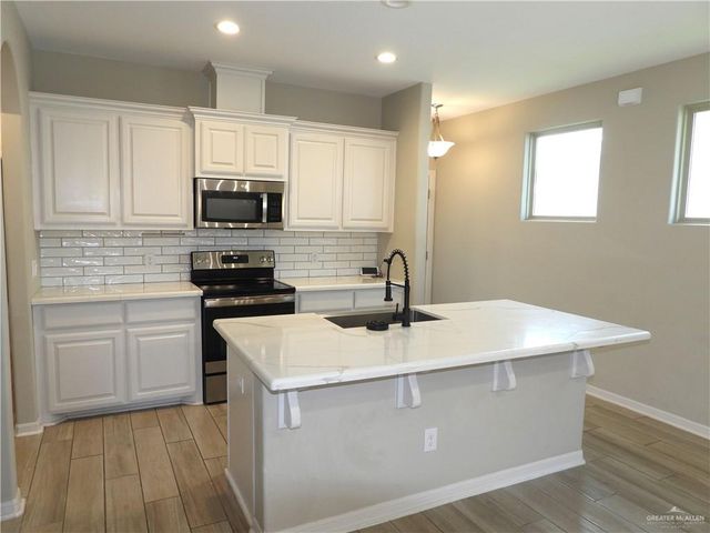 1336 E Candor Drive, Edinburg, TX 78542