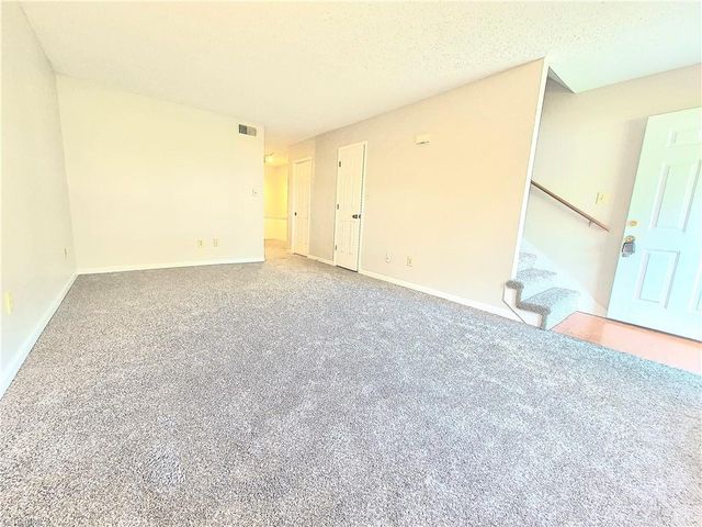 1018 Cedar Place Court, Winston-salem, NC 27107