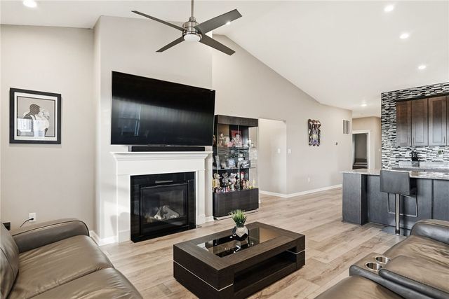 200 Olivia, Plum Boro, PA 15068