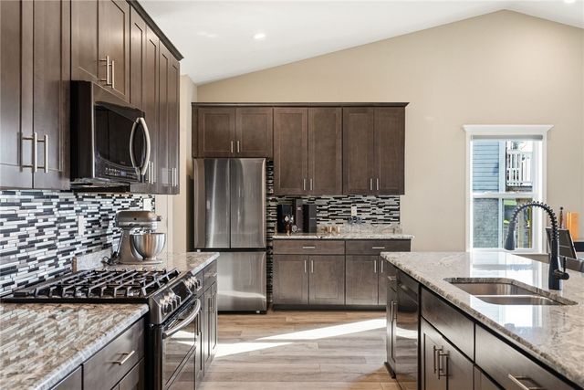 200 Olivia, Plum Boro, PA 15068