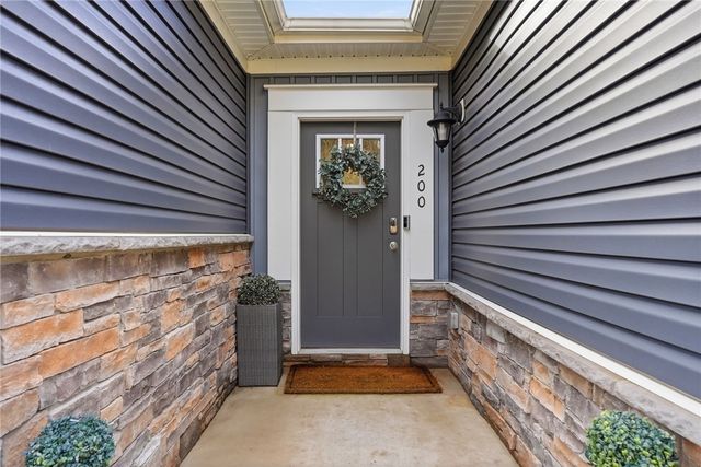 200 Olivia, Plum Boro, PA 15068