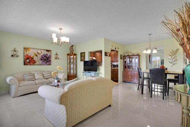 412 Brighton J, Boca Raton, FL 33434