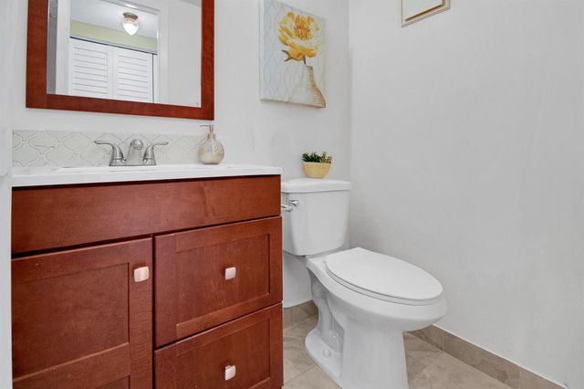412 Brighton J, Boca Raton, FL 33434
